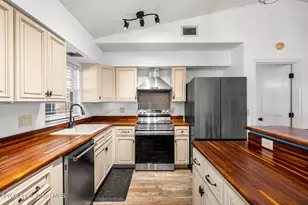 853 Lexington St NE, Palm Bay, FL 32907 - Photo 7