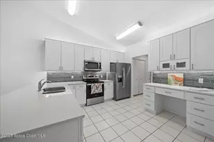 1654 Woodland Dr, Rockledge, FL 32955 - Photo 7