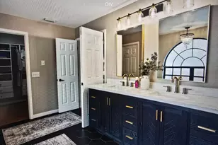 2639 Lowell Cir, Melbourne, FL 32935 - Photo 11