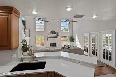 2639 Lowell Circle, Melbourne, FL 32935 - Photo 5