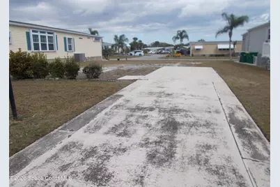 932 Fir Street, Micco, FL 32976 - Photo 7