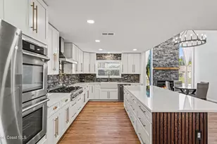 1315 Coventry Cir, Melbourne, FL 32904 - Photo 11