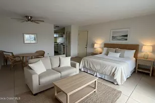 390 W Cocoa Beach Causeway, Cocoa Beach, FL 32931 - Photo 5