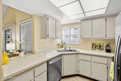 739 Players Court, Melbourne, FL 32940 - Photo 9