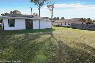711 Kempten St NW, Palm Bay, FL 32907 - Photo 19