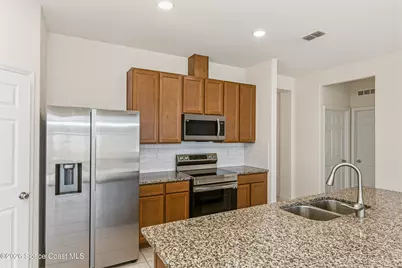 531 Olivia Street SW, Palm Bay, FL 32908 - Photo 27