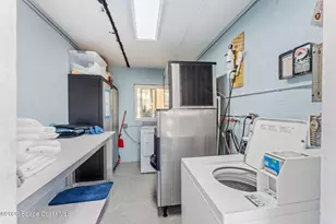 2189 Pineapple Ave, Melbourne, FL 32935 - Photo 95