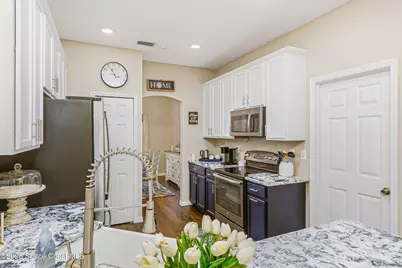 1026 Morgan Circle NE, Palm Bay, FL 32905 - Photo 9