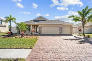 679 Flowerwood Dr SE, Palm Bay, FL 32909 - Photo 1