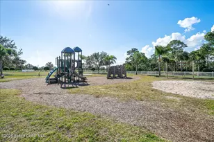 679 Flowerwood Dr SE, Palm Bay, FL 32909 - Photo 43