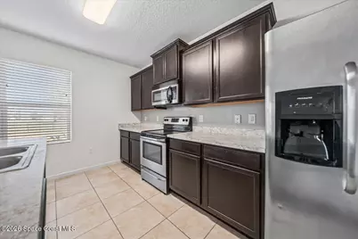 4795 Pagosa Springs Circle, Melbourne, FL 32901 - Photo 11