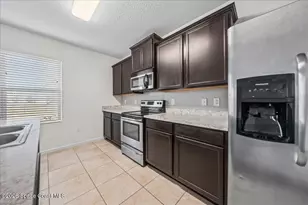 4795 Pagosa Springs Cir, Melbourne, FL 32901 - Photo 11