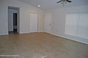 1048 Hunt St NW, Palm Bay, FL 32907 - Photo 5