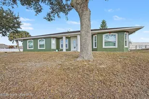 598 Gantry St SW, Palm Bay, FL 32908 - Photo 3