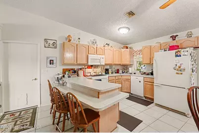 598 Gantry Street SW, Palm Bay, FL 32908 - Photo 13