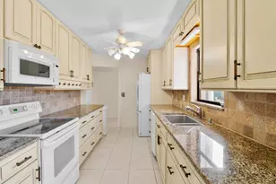 921 S 4th St, Cocoa Beach, FL 32931 - Photo 15