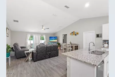 587 Plumbago Road NW, Palm Bay, FL 32907 - Photo 9