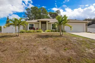 587 Plumbago Rd NW, Palm Bay, FL 32907 - Photo 3