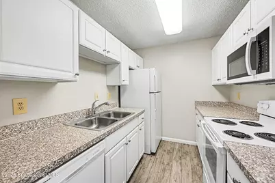 3590 Sable Palm Lane #B, Titusville, FL 32780 - Photo 17