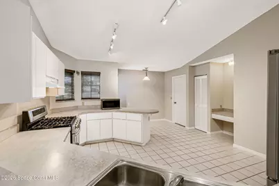 1723 Pga Boulevard, Melbourne, FL 32935 - Photo 21