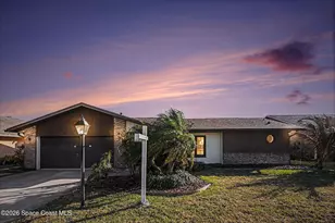 2001 Thistle Dr, Melbourne, FL 32935 - Photo 3