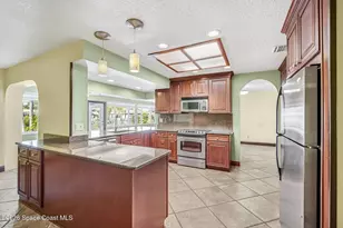 63 Yacht Haven Dr, Cocoa Beach, FL 32931 - Photo 11