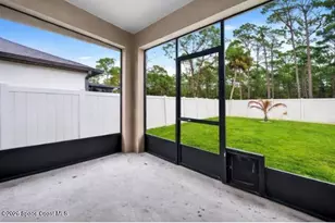 1686 Mineral Loop Dr NW, Palm Bay, FL 32907 - Photo 43