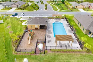 1686 Mineral Loop Dr NW, Palm Bay, FL 32907 - Photo 31