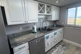 4850 Ocean Beach Blvd, Cocoa Beach, FL 32931 - Photo 11