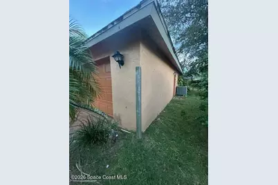 434 Barcelona Road SE, Palm Bay, FL 32909 - Photo 3