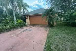 434 Barcelona Rd SE, Palm Bay, FL 32909 - Photo 1