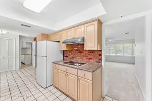 345 Dorset Dr, Cocoa Beach, FL 32931 - Photo 9