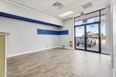 811 E Hibiscus Boulevard, Melbourne, FL 32901 - Photo 7