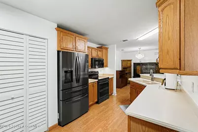 457 Wildwood Avenue SW, Palm Bay, FL 32908 - Photo 9