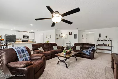 1986 Waukesha Avenue SE, Palm Bay, FL 32909 - Photo 5