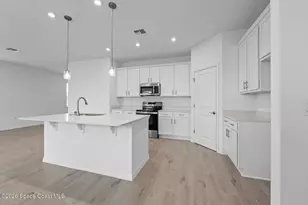 926 Castleford Ave NE, Palm Bay, FL 32905 - Photo 13