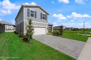 926 Castleford Ave NE, Palm Bay, FL 32905 - Photo 3