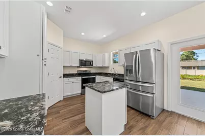 824 Schomer Avenue SW, Palm Bay, FL 32908 - Photo 17