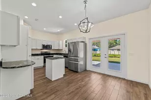 824 Schomer Ave SW, Palm Bay, FL 32908 - Photo 15