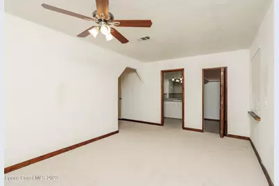 811 Airport Avenue SE, Palm Bay, FL 32909 - Photo 9