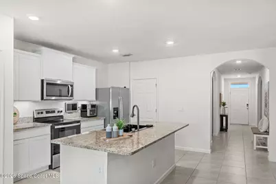 471 Old Country Road SE, Palm Bay, FL 32909 - Photo 9