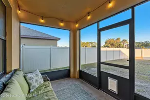 471 Old Country Rd S E, Palm Bay, FL 32909 - Photo 31