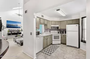 4920 Lake Waterford Way, Melbourne, FL 32901 - Photo 15