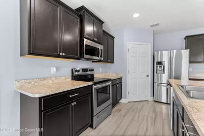 402 Moray Drive SW, Palm Bay, FL 32908 - Photo 13