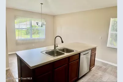 1072 Flintlock Avenue SE, Palm Bay, FL 32909 - Photo 5