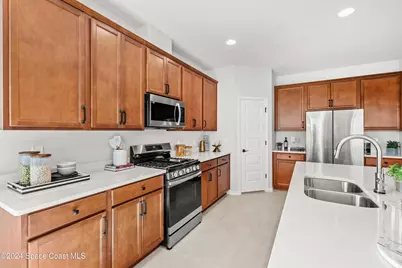 9319 Barbizon Lane, Melbourne, FL 32940 - Photo 15