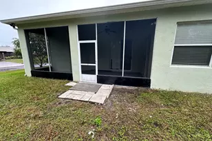 931 NW Dorchester Road NW, Palm Bay, FL 32907 - Photo 9