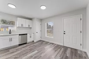 2665 Myrtle Ave, Mims, FL 32754 - Photo 9