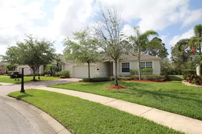 523 Gardendale Circle SE, Palm Bay, FL 32909 - Photo 1