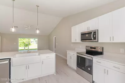 1526 Holcomb Street NW, Palm Bay, FL 32907 - Photo 19
